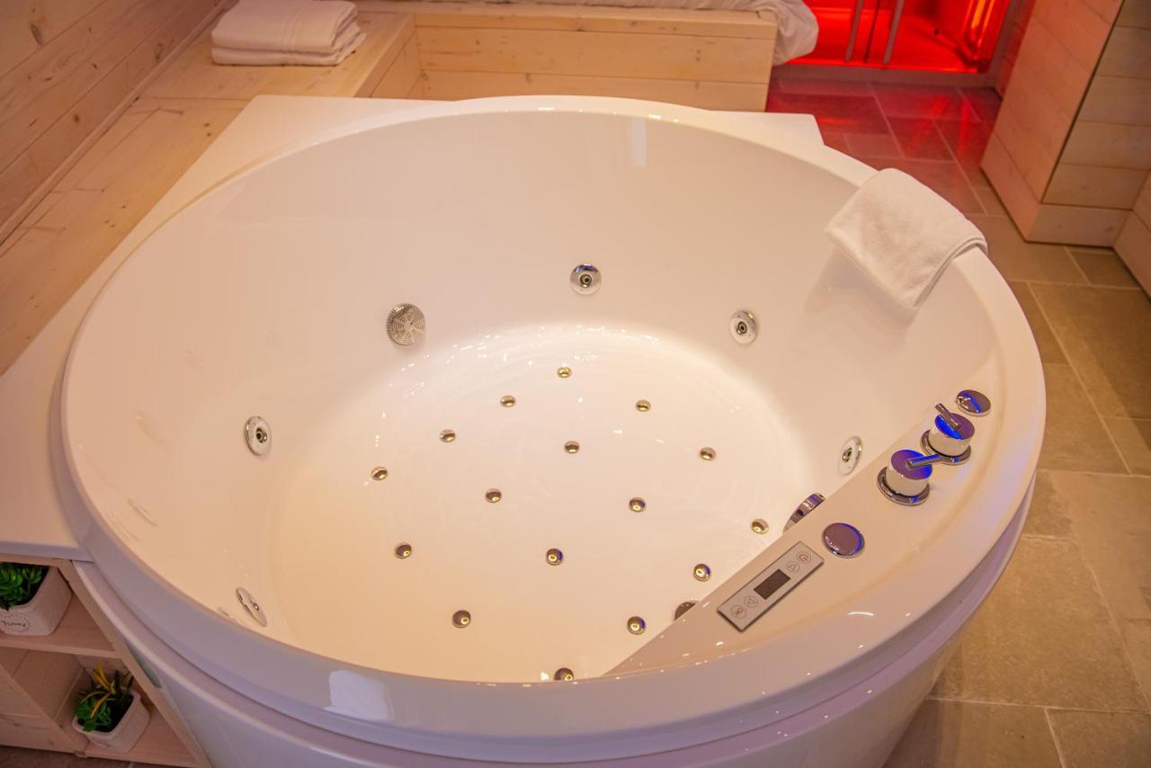 Artemide "Corte Segreta" B&B Suite Spa San Cipriano Picentino Eksteriør billede